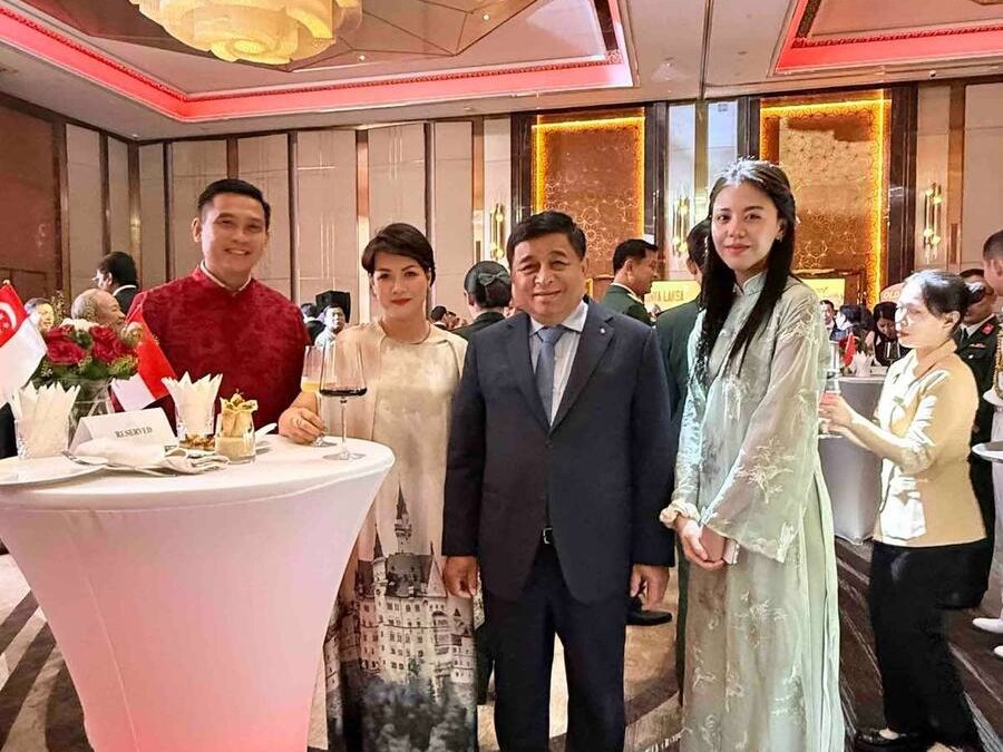 CONGRATULATIONS ON THE 60TH NATIONAL DAY OF SINGAPORE