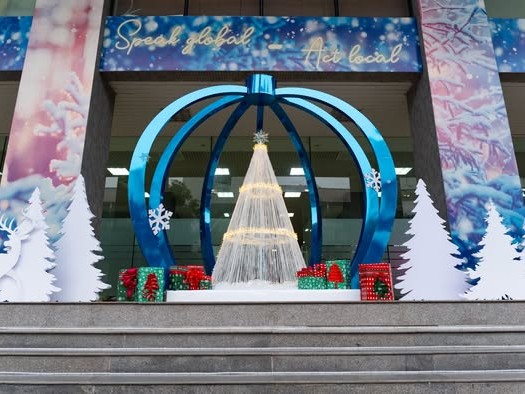 GIÁNG SINH LUNG LINH TẠI NGOẠI THƯƠNG! 