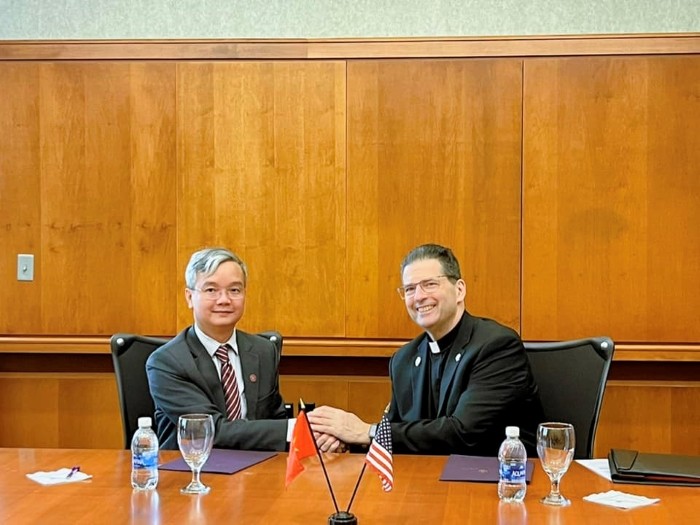 NEW COOPERATION OPPORTUNITIES FROM THE TRIP TO NIGARA UNIVERSITY BY FTU’S DELEGATION