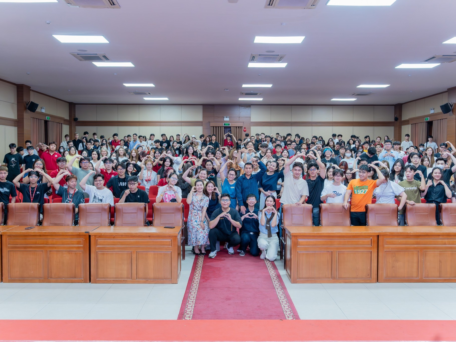 NGÀY HỌC ĐẦU TIÊN - TUẦN HỌC ĐỊNH HƯỚNG 2025 