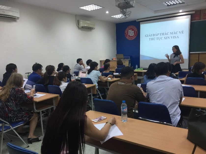Phối hợp chặt chẽ giữa cơ sở Hà Nội và cơ sở Hồ Chí Minh trong việc thực hiện các chương trình liên kết đào tạo quốc tế